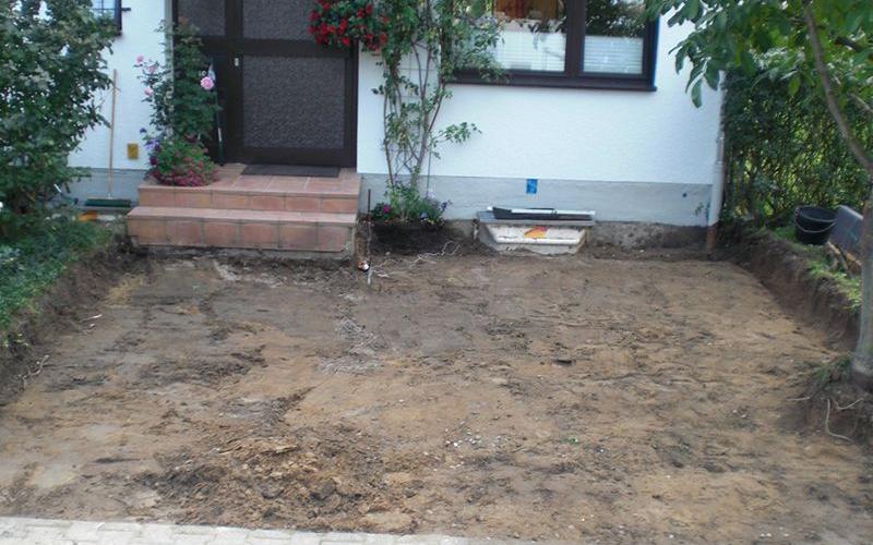 Parkplatz mit eingelassenem Ornament